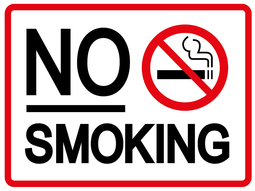 В Праге запретили курить в парках и скверах